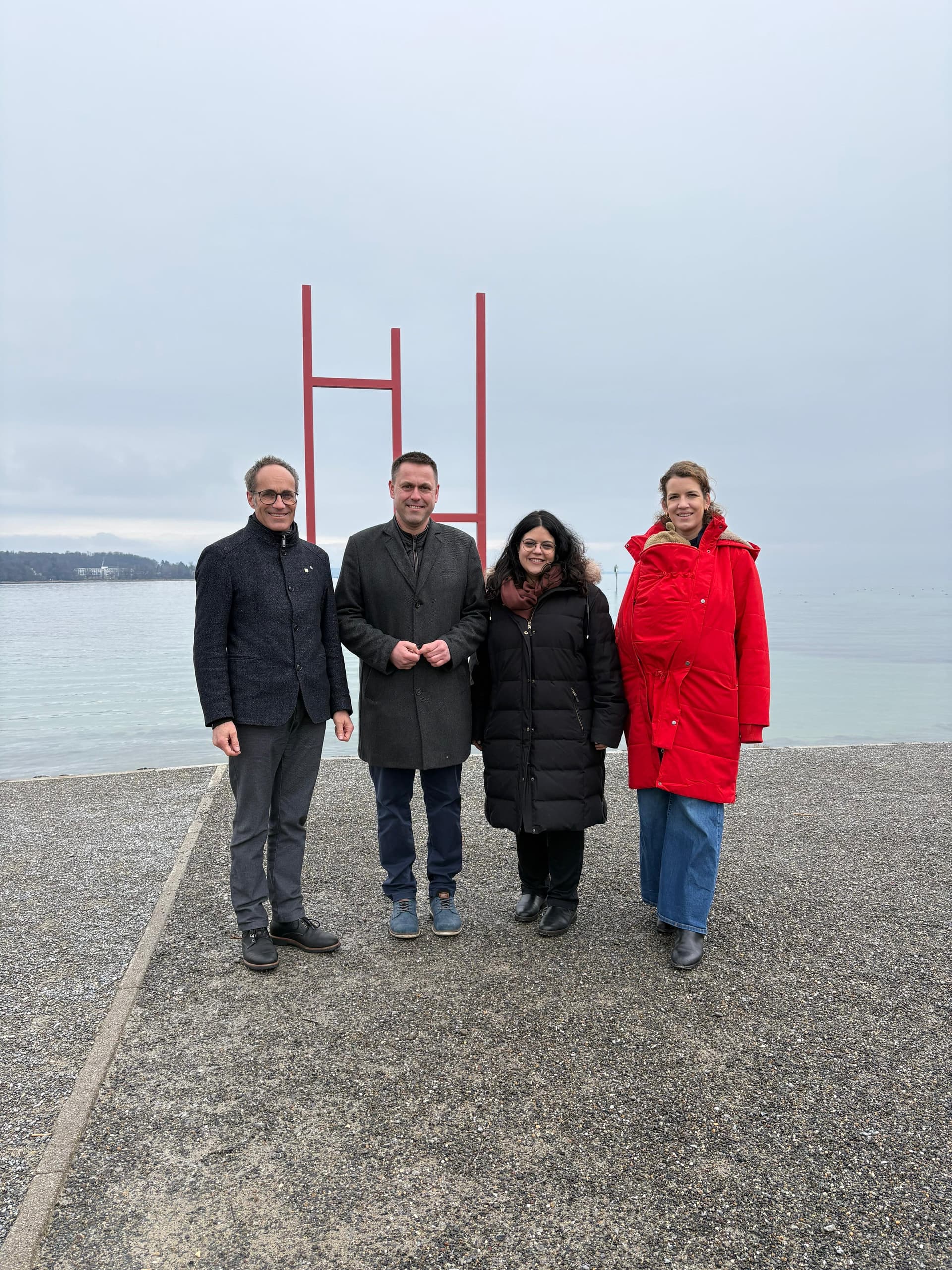 Markus Brüllmann (SP-Stadtrat Kreuzlingen), Frank Ortolf (Landtagskandidat), Vivien Costanzo (Mitglied des Europäischen Parlaments) und Dr. Lina Seitzl (SPD-Bundestagsabgeordnete)